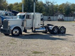 Used 2000 Peterbilt 379EXHD Sleeper in Red Oak Texas