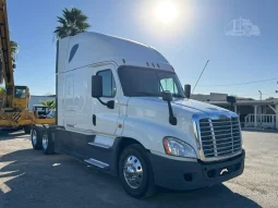 Used 2016 Freightliner Cascadia 125 Sleeper in Alamo, Texas