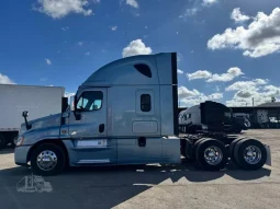 Used 2016 Freightliner Cascadia 125 Sleeper in Alamo, Texas