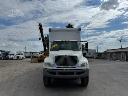 Used 2016 International DURASTAR 4300 Box Truck in Alamo, Texas