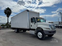 Used 2016 International DURASTAR 4300 Box Truck in Alamo, Texas