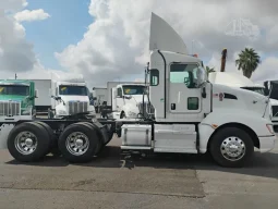 Used 2014 Kenworth T680 Day Cab in Alamo, Texas