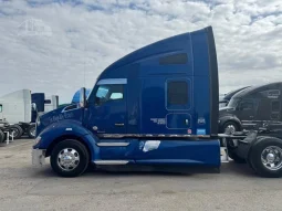 Used 2017 Kenworth T680 Sleeper in Alamo, Texas