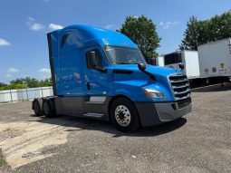 Used 2020 Freightliner Cascadia 126 Sleeper in Red Oak Texas