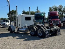 Used 2000 Peterbilt 379EXHD Sleeper in Red Oak Texas