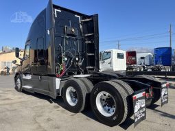 Used 2020 Freightliner Cascadia 126 Sleeper in Fontana, California