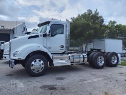 New 2025 Kenworth T880 Day Cab in Naples, Florida