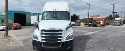 Used 2024 Freightliner Cascadia 126 Sleeper in Manuel Pardo El Paso Texas