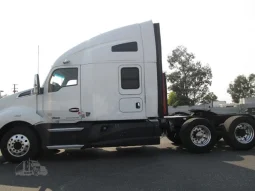 Used 2016 Kenworth T680 Sleeper in Fontana, California