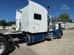 Used 2009 Peterbilt 389 Sleeper in Red Oak Texas