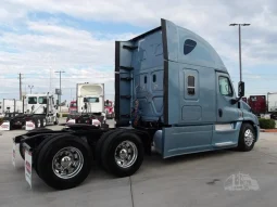 Used 2014 Freightliner Cascadia 125 Sleeper in Pharr, Texas