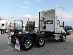 Used 2020 International RH Day Cab in Pharr, Texas