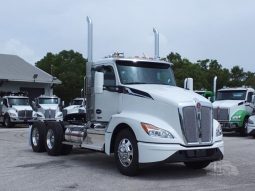 New 2025 Kenworth T680 Day Cab in Naples, Florida