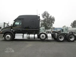 Used 2020 Freightliner Cascadia 126 Sleeper in Fontana, California