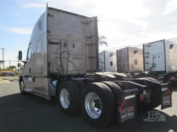 Used 2020 Freightliner Cascadia 126 Sleeper in Fontana, California