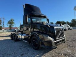 Used 2014 Volvo VNL64T300 Day Cab in Red Oak Texas