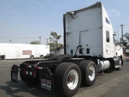 Used 2016 Kenworth T680 Sleeper in Fontana, California