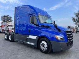 Used 2019 Freightliner Cascadia 126 Sleeper in Fontana, California