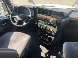 Used 2020 International LT Sleeper in Fontana, California