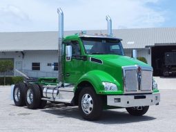 New 2025 Kenworth T880 Day Cab in Naples, Florida