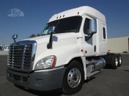 Used 2019 Freightliner Cascadia 125 Sleeper in Fontana, California