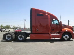 Used 2020 Kenworth T680 Sleeper in Fontana, California