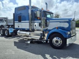 New 2025 Kenworth W900 Sleeper in LLC – Riviera Beach Florida