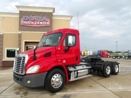 Used 2016 Freightliner Cascadia 113 Day Cab in Pharr, Texas