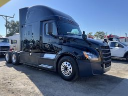 Used 2020 Freightliner Cascadia 126 Sleeper in Fontana, California