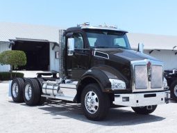 New 2025 Kenworth T880 Day Cab in Naples, Florida