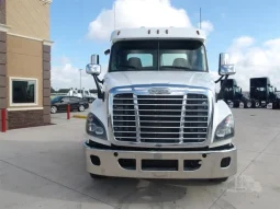 Used 2017 Freightliner Cascadia 125 Day Cab in Pharr, Texas