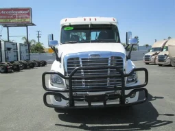 Used 2017 Freightliner Cascadia 125 Day Cab in Fontana, California