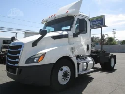 Used 2019 Freightliner Cascadia 113 Day Cab in Fontana, California