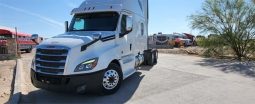 Used 2019 Freightliner Cascadia 126 Sleeper in Manuel Pardo El Paso Texas