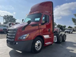 Used 2019 Freightliner CASCADIA 116 Day Cab in Fontana, California