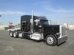 Used 2021 Peterbilt 389 Sleeper in Fontana, California