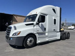 Used 2021 Freightliner Cascadia 126 Sleeper in Fontana, California