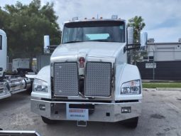 New 2025 Kenworth T880 Day Cab in Naples, Florida