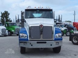 New 2025 Kenworth T880 Day Cab in Naples, Florida