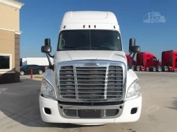 Used 2015 Freightliner Cascadia 125 Sleeper in Pharr, Texas