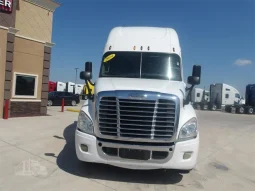 Used 2014 Freightliner Cascadia 125 Sleeper in Pharr, Texas