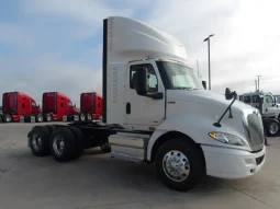 Used 2020 International RH Day Cab in Pharr, Texas