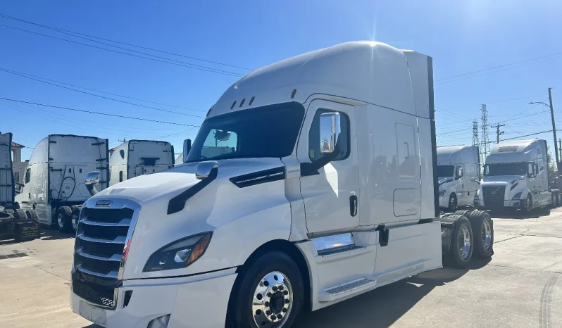 
								Used 2020 Freightliner Cascadia Sleeper in Houston Texas full									