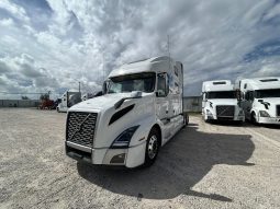 Used 2020 Volvo VNL64T760 Sleeper in Houston Texas