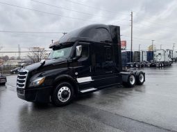 Used 2021 Freightliner Cascadia 126 Sleeper in North Bergen New Jersey