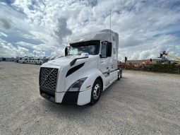 Used 2019 Volvo VNL64T760 Sleeper in Houston Texas