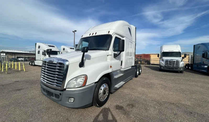 
								Used 2017 Freightliner Cascadia Sleeper in Houston Texas full									