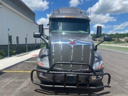 Used 2021 Peterbilt 579 Sleeper in Jeffersonville Indiana