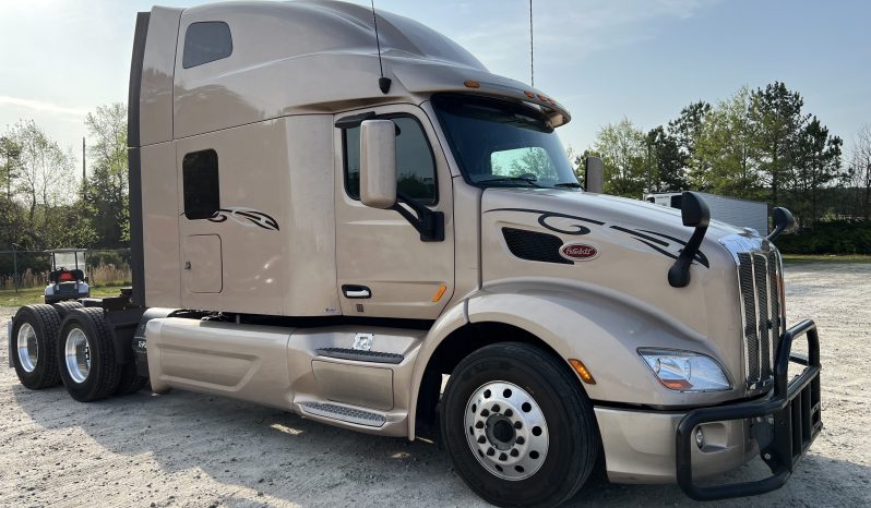 
								Used 2021 Peterbilt 579 Sleeper in Dunn North Carolina full									