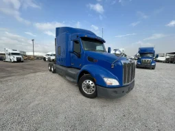 Used 2019 Peterbilt 579 Sleeper in Houston Texas